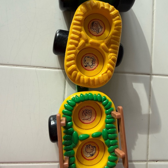 Vintage John Deere Pull-Along Animal Hayride Tractor Toy Tomy ERTL - No Sound - Picture 9 of 9